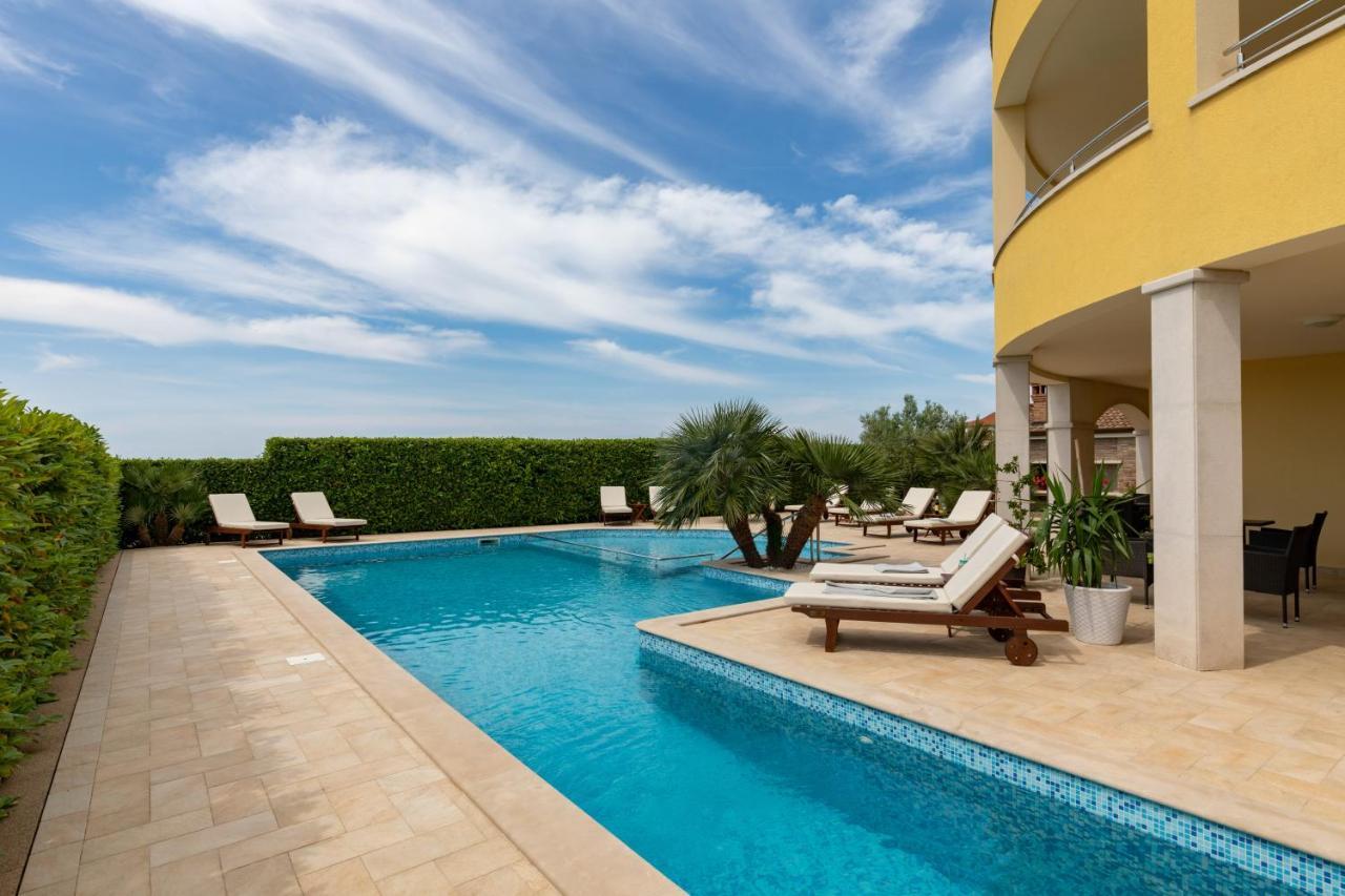 B&B Villa Oasa 1 Ρόβινι Εξωτερικό φωτογραφία